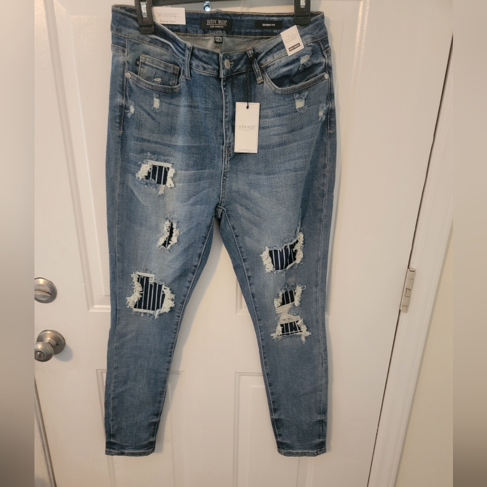 Judy Blue NWT skinny fit stretch  navy&white stripped distress patches sz 13/31